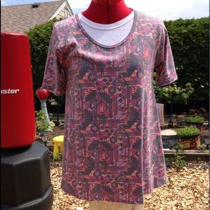 LuLaRoe Perfect Tee. Colorful size XS